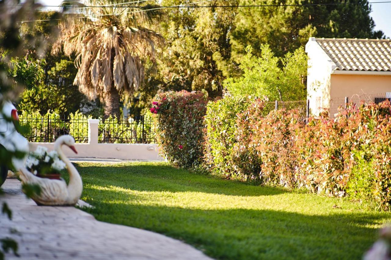 Villa Doreta Рода Екстер'єр фото